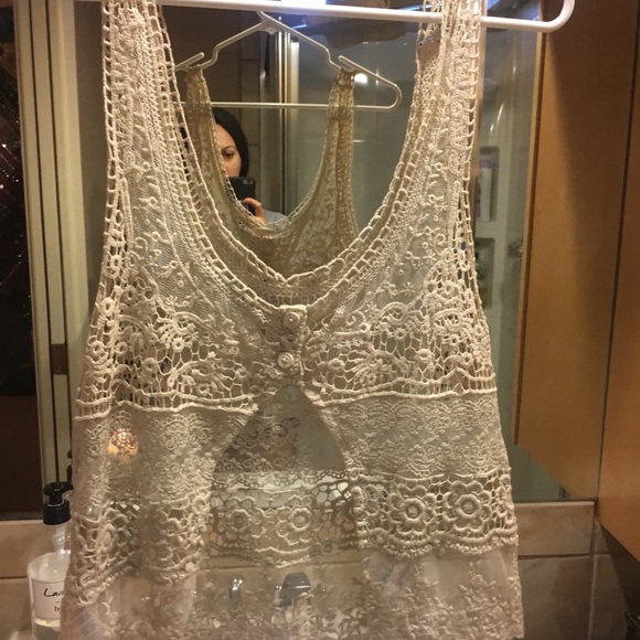 See through Lace Tank - Picture 2 of 3