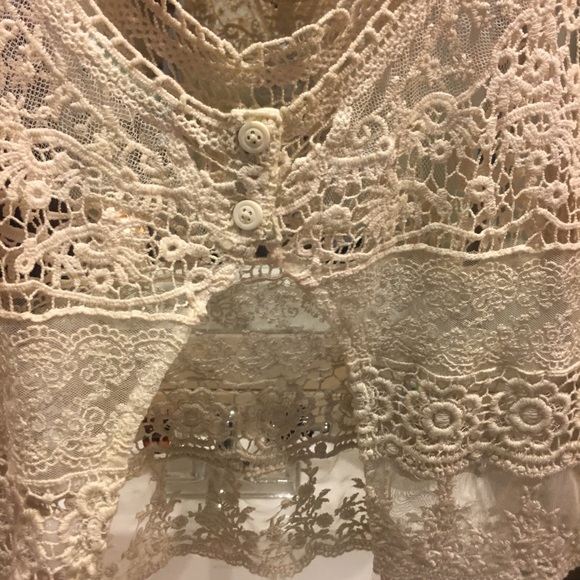 See through Lace Tank - Picture 3 of 3