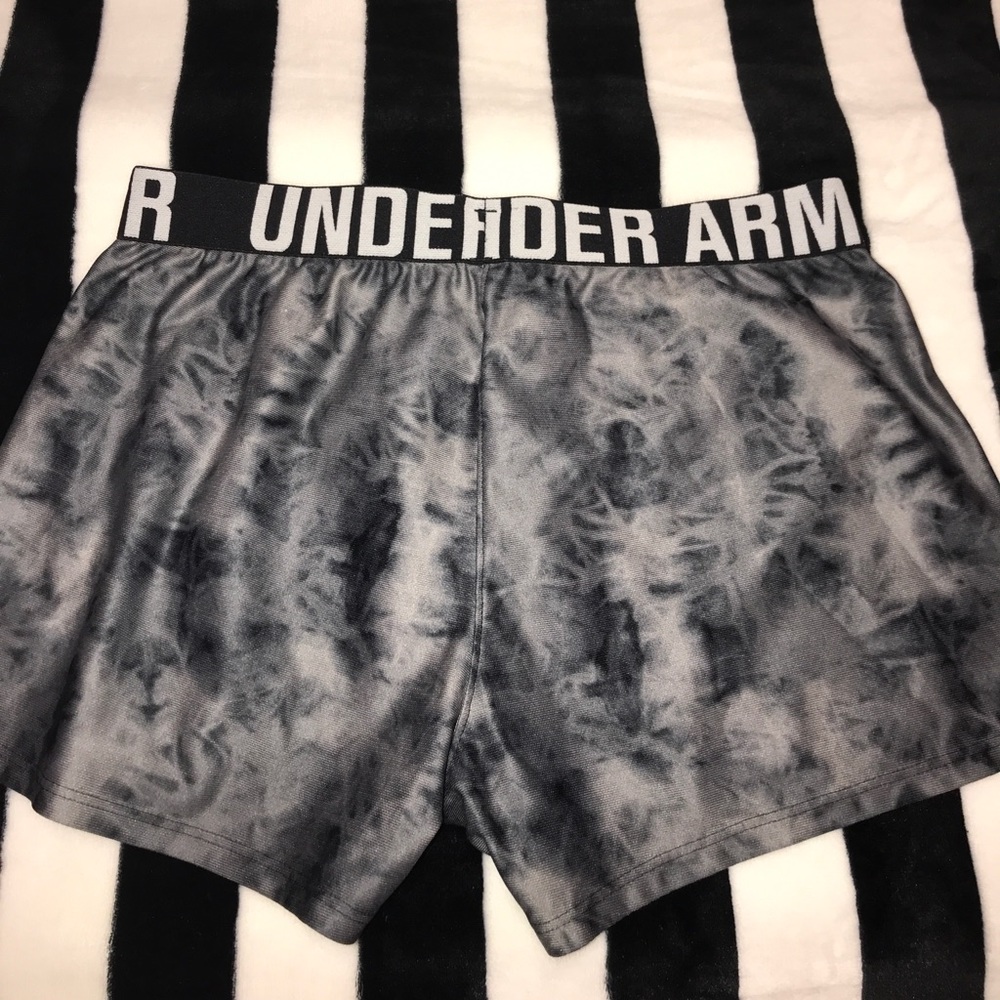 UNDER ARMOUR XS LOOSE FIT SHORTS - Picture 3 of 4