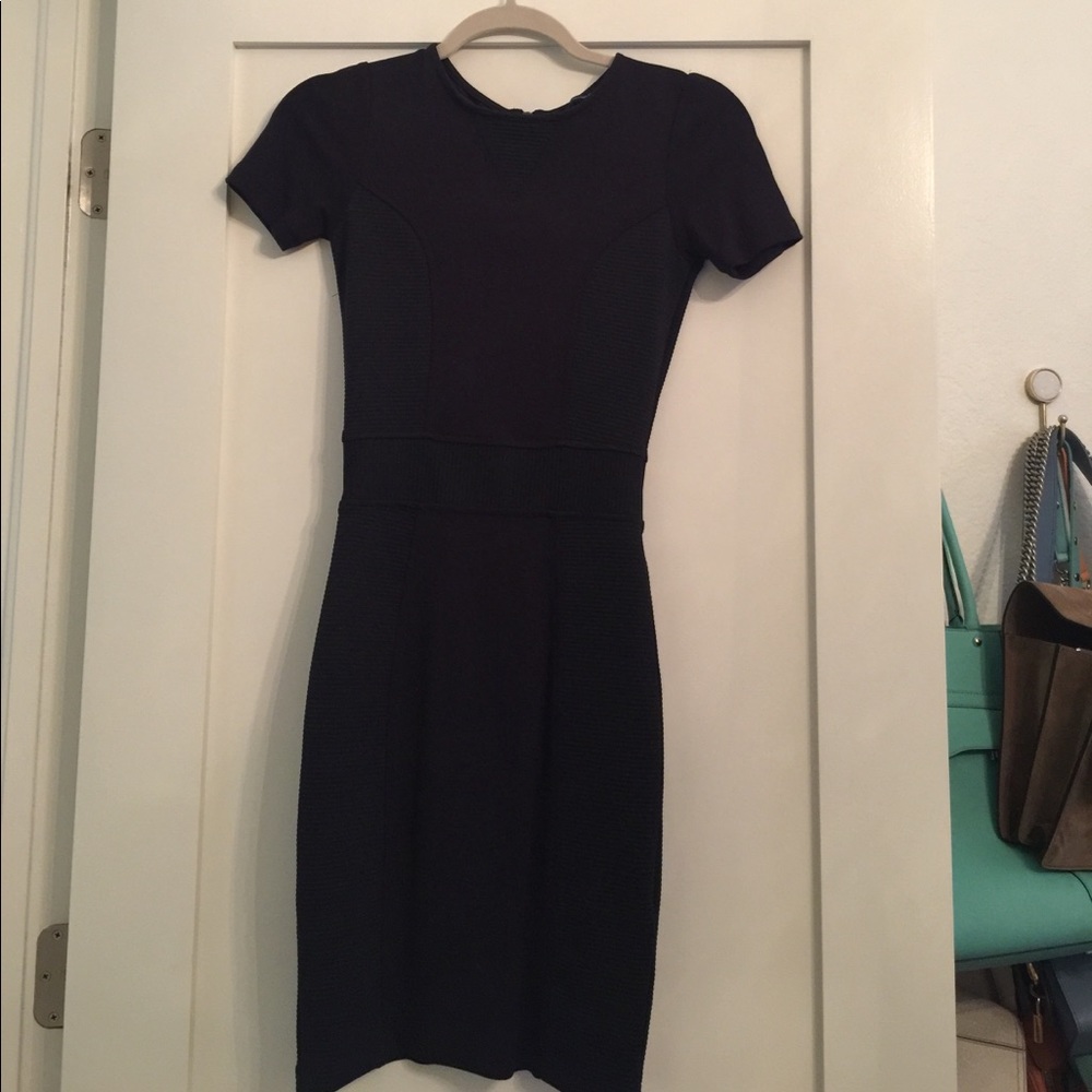 Like new FRENCH CONNECTION body dress