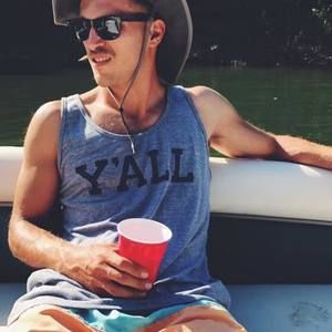 Meet your Posher, Casey