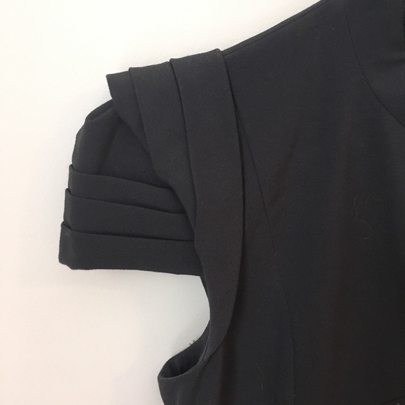 Little black dress - Picture 3 of 4