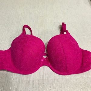 New Victoria’s Secret Lace Demi Underwire Bra 38B