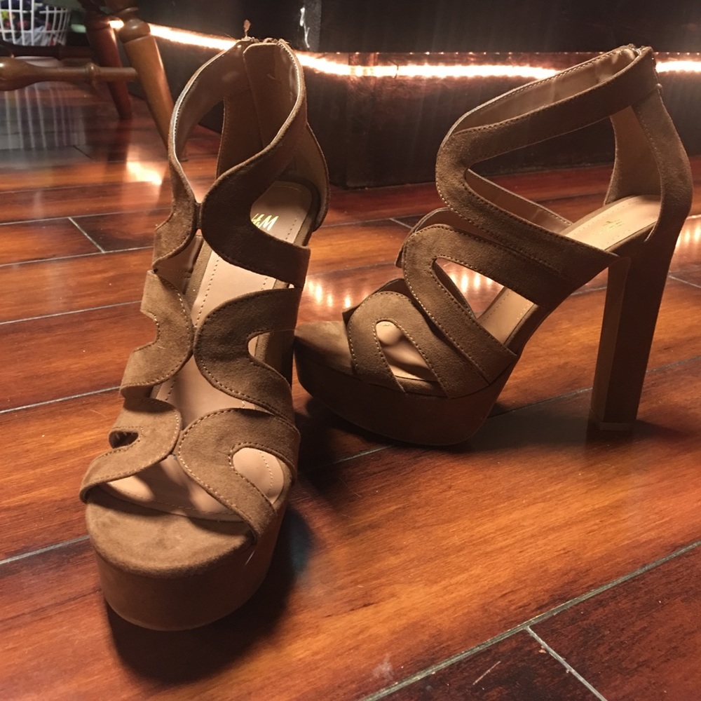 Must-have H&M heels