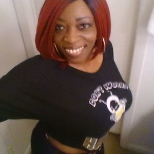 Meet your Posher, Latosha