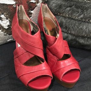 Seychelles platform shoes red size 8.5