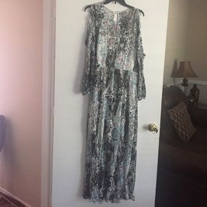 Brand New Maxi Dress by Bella Sky