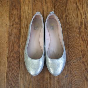 Gold distressed flats