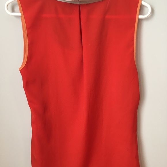 Work/ out top. - Picture 2 of 3