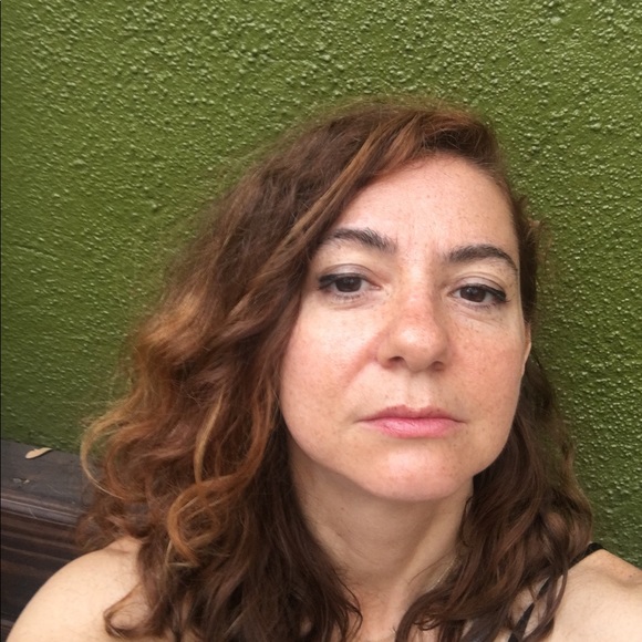 Meet your Posher, Chloe - Picture 2 of 3