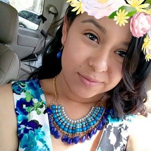 Meet your Posher, Guadalupe