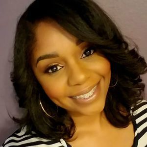 Meet your Posher, Eunesta