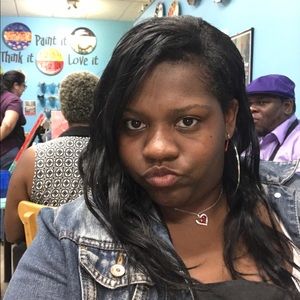 Meet your Posher, Tiffany