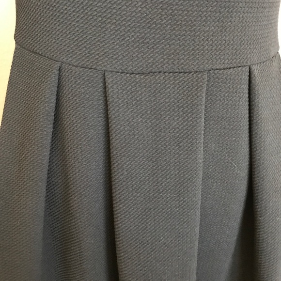 Dress - Picture 6 of 6