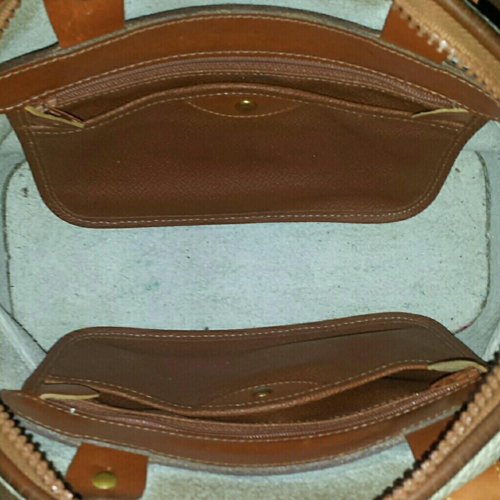 Bag - Picture 2 of 5