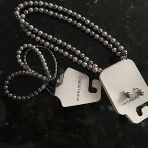 Plastic knock pearl beaded set