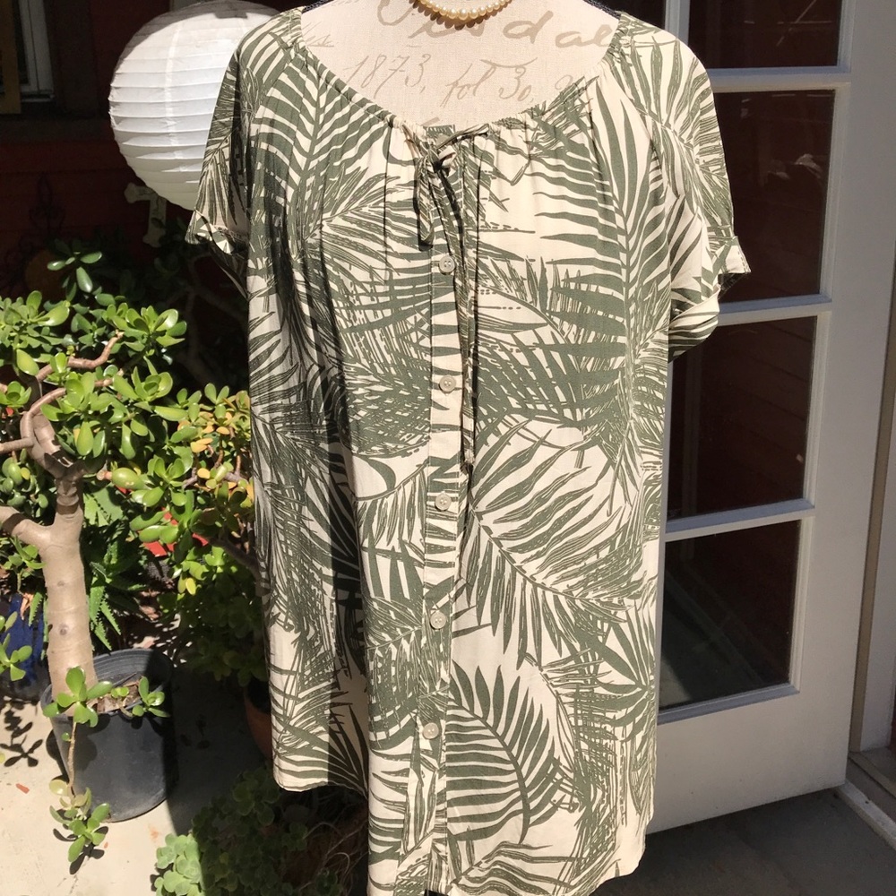 Tropical print top