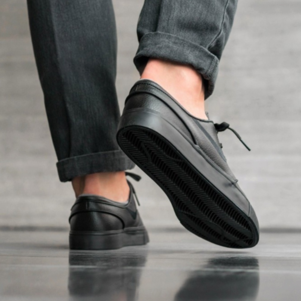 Nike SB ZOOM STEFAN JANOSKI LEATHER Men's Shoes - Picture 2 of 6