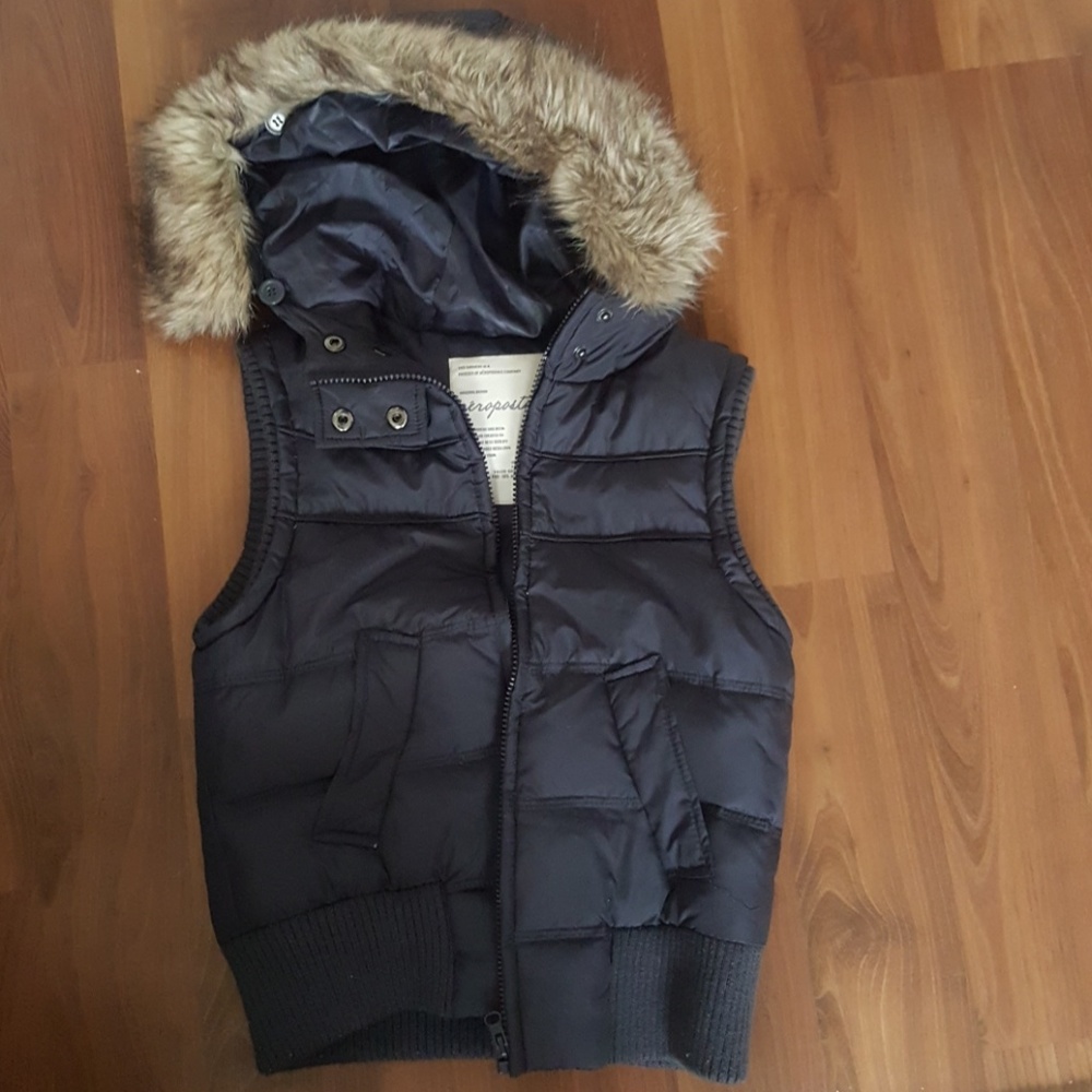 Aeropostal Vest