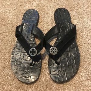 Tory Burch Thora Sandal in Black Patent Leather