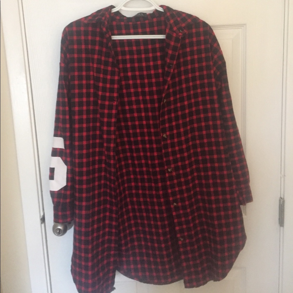 Long sleeve drapey plaid shirt