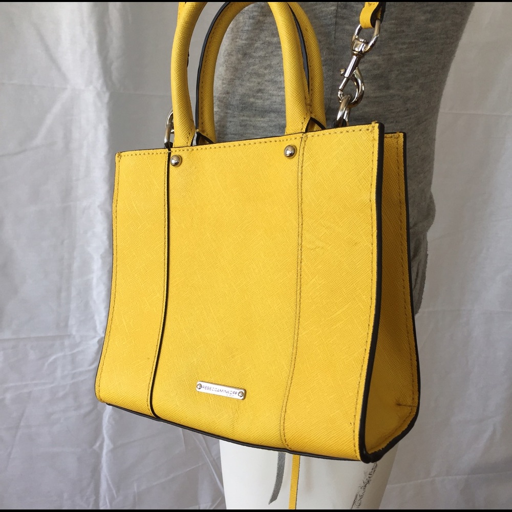 Purse - Picture 2 of 4