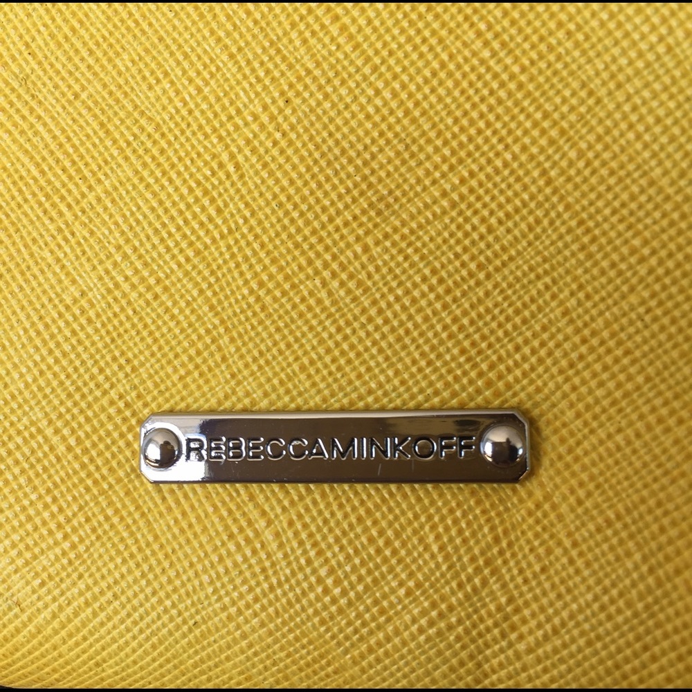 Purse - Picture 3 of 4