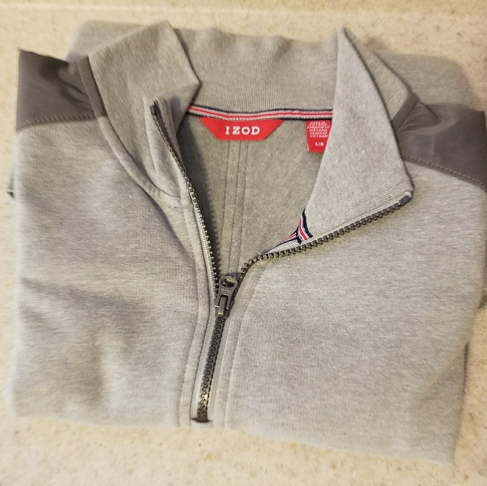 Izod quarter zip pull over (Never worn)