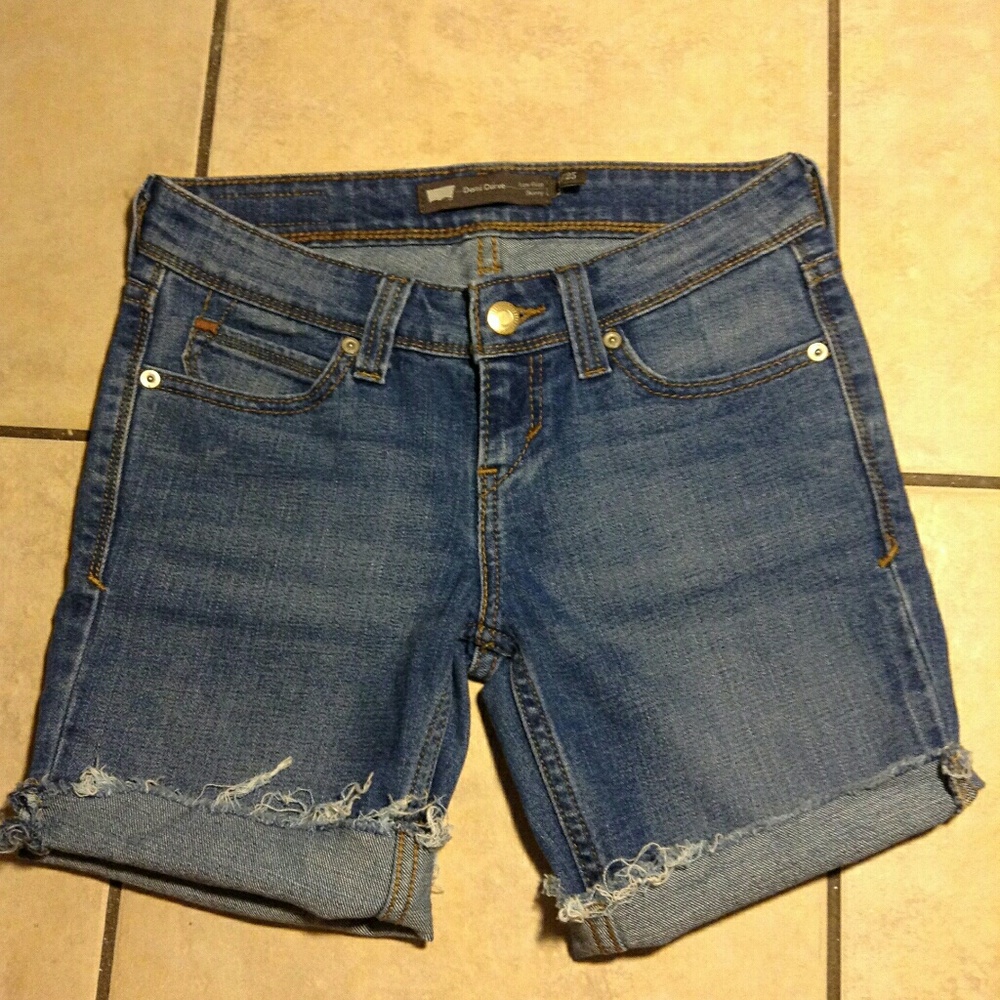 Levi's Jeans into Shorts
