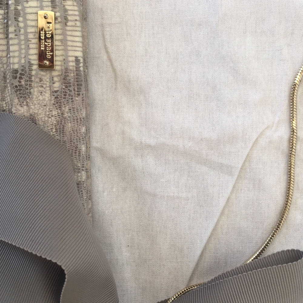 Purse - Picture 2 of 4