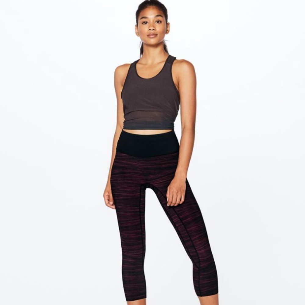 🦄🍋RARE Lululemon NWT Run The Day Crop! - Picture 3 of 8