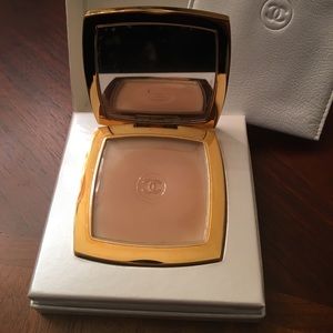 coco mademoiselle solid perfume