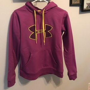 Under Armour Sweatshirt