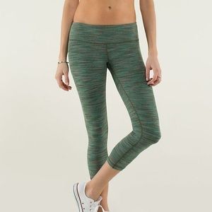 Lululemon green strie crop pant