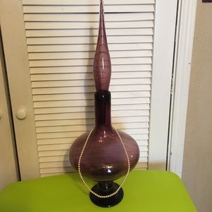 Glass necklace holder vase