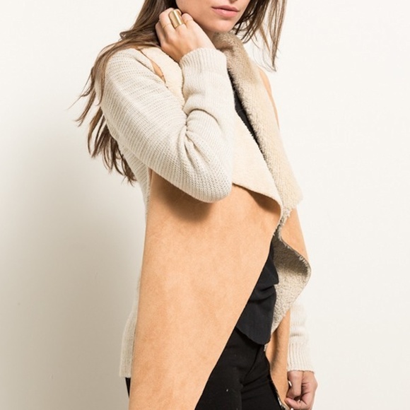 SHERPA FUR LINED SUEDE VEST SWEATER SLEEVE JACKET - Picture 4 of 8