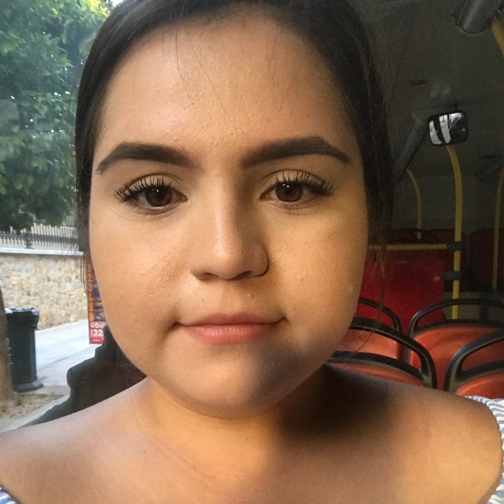 Meet your Posher, Stephanie