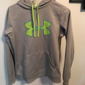 Under Armour sweatshirt