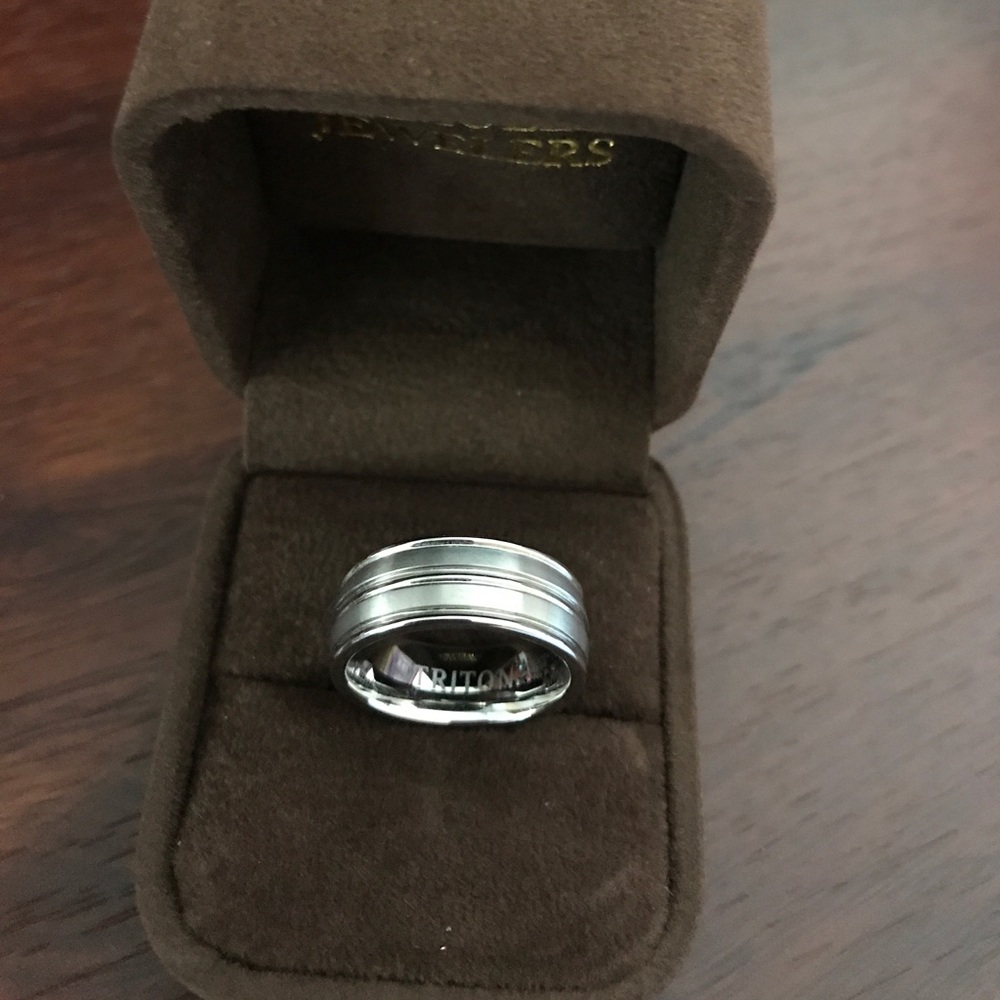 Men’s ring - Picture 2 of 3