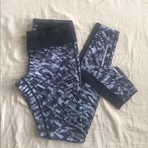 Nike Dri Fit S