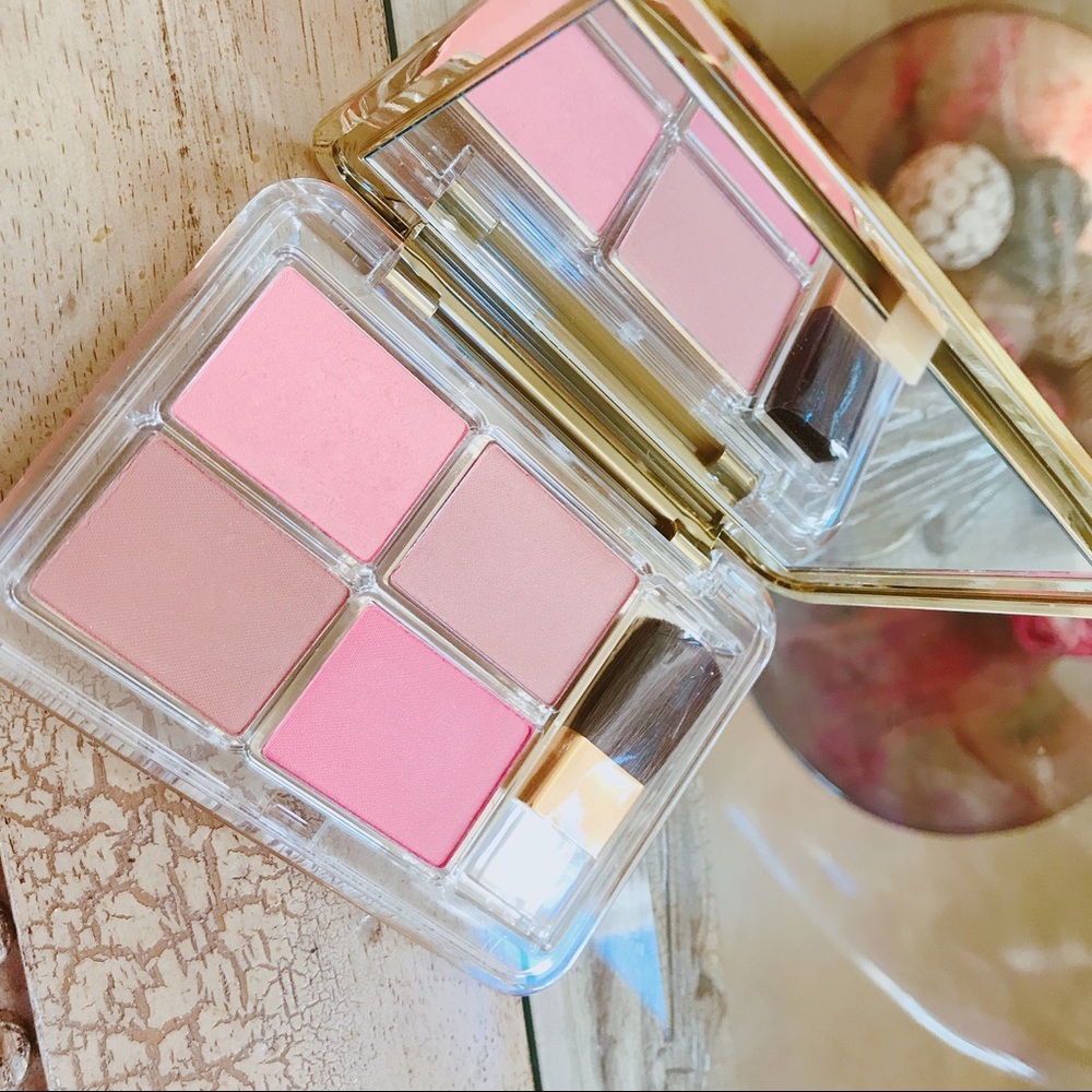 SOLD Estée Lauder Palette Set - Picture 3 of 5