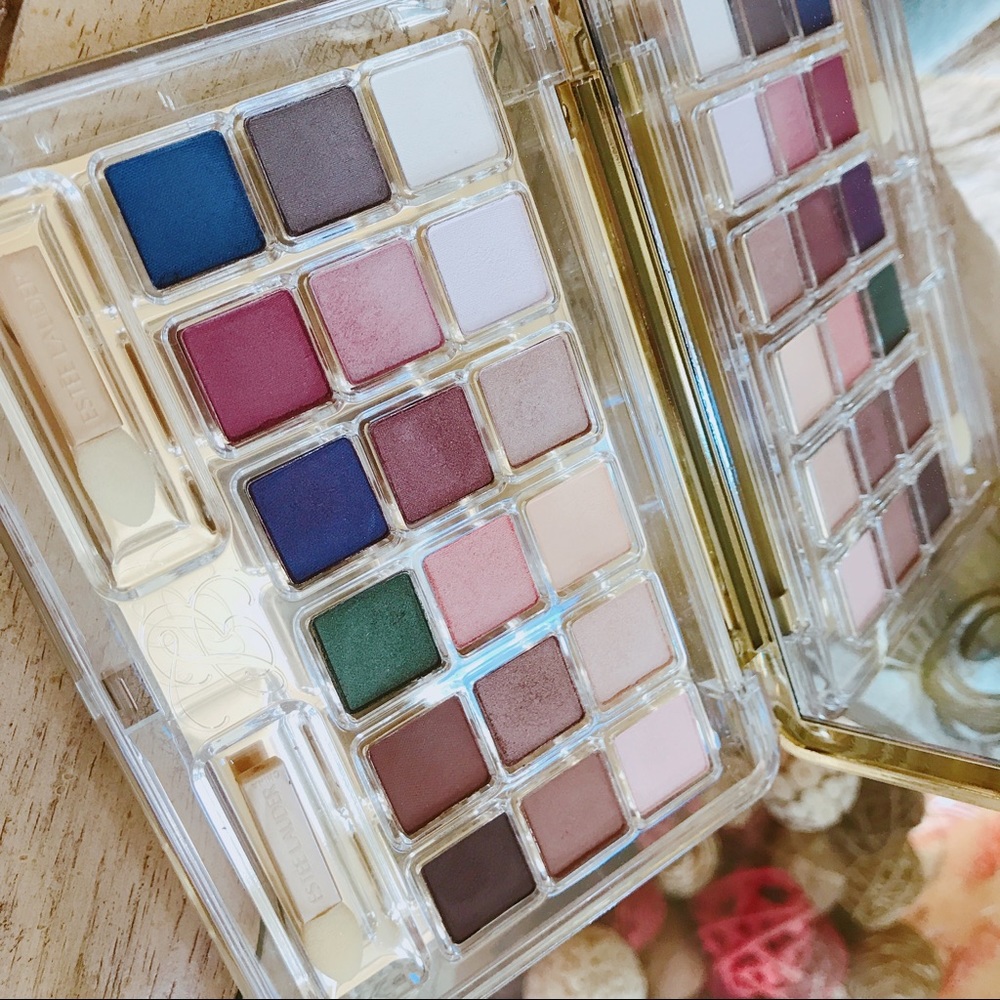 SOLD Estée Lauder Palette Set - Picture 4 of 5