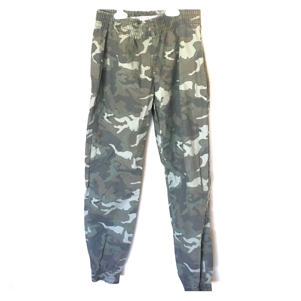 Camouflage Joggers 💚