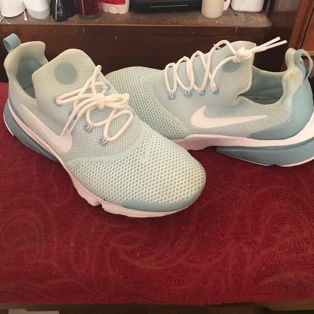 Women’s Nike Presto Fly