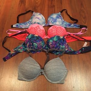 Bundle of VS bras