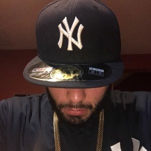 Meet your Posher, Luis