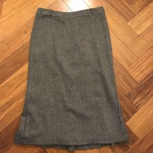 H&M Herringbone Gray Twill pencil skirt