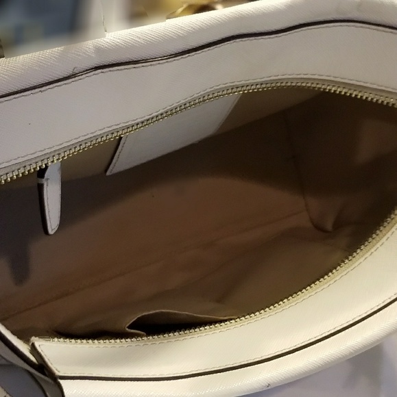 Small white Coach Bag - Picture 4 of 4
