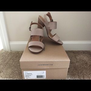 Lucky sandals from Dillards size 6