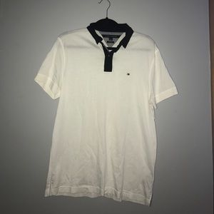 TOMMY HILFIGER White Shirt with Black Collar